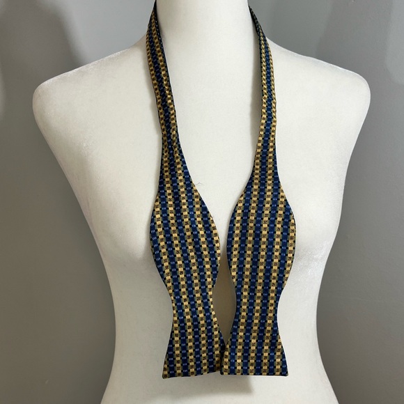 Hermes bow tie 46 - Picture 7 of 9